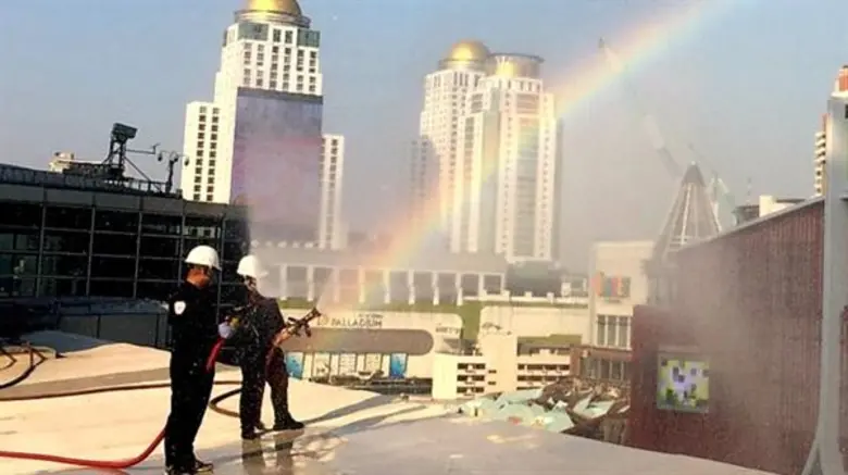 กรุงเทพฯ – ศูนย์การค้าเซ็นทรัลเวิลด์ เซ็น...