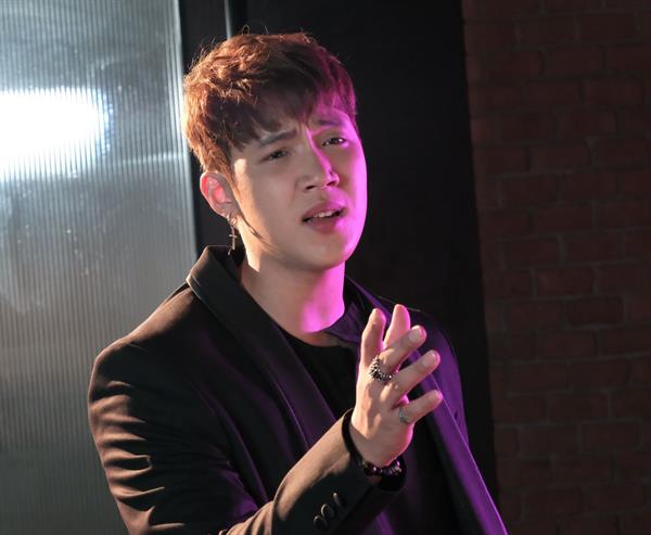 ทำหน้าที่เป็นผู้ถ่ายทอดเพลงละคร "รักไม่ลื...