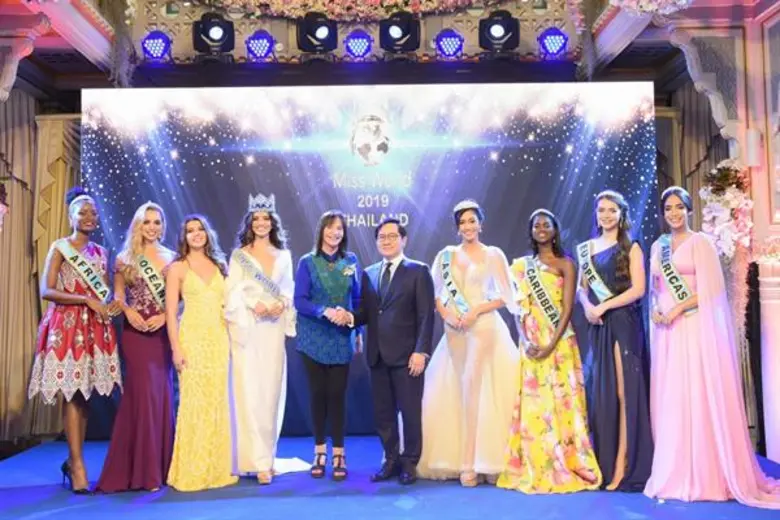 มิสเวิลด์ออร์แกไนเซชั่น นำโดย นางจูเลีย มอร์ลีย์ ปร...