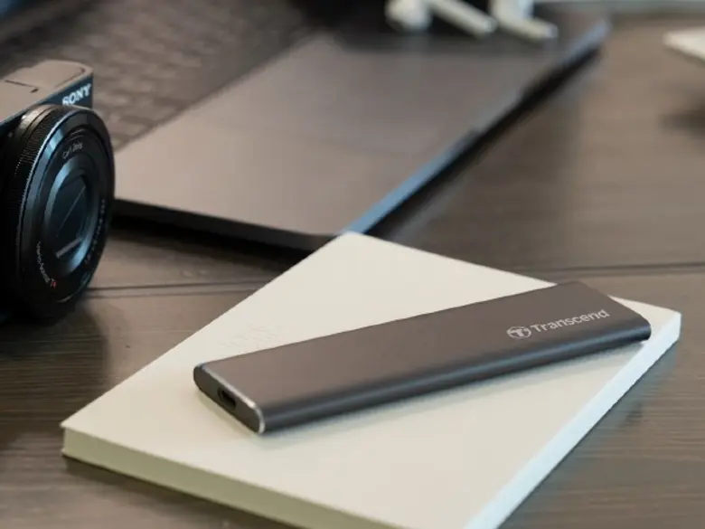 ทรานส์เซนด์ เปิดตัวไดรฟ์ SSD แบบพกพารุ่น ESD250C ใช้อินเทอร์เฟซแบบ USB-C เพิ่มความเร็วรับส่งข้อมูลที่เหนือกว่า
