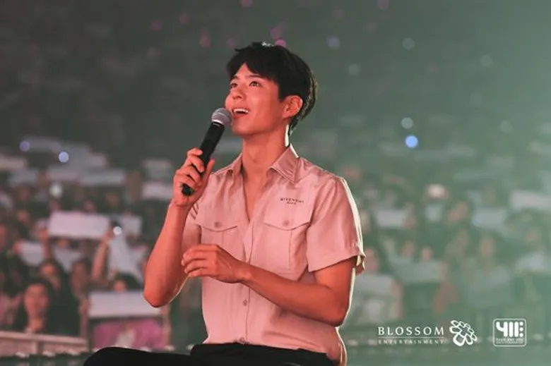 ทุกเสียงยืนยัน “น่ารักมากพ่อเอ๊ย!” โฟร์วันวันฯ เนรมิตวันดีๆ สมชื่อกู๊ดเดย์ สมความตั้งใจ “พัคโบกอม” จัดหนักทั้งร้อง-เต้น-เอ็นเตอร์เทน-ไฮทัชยกฮอลล์ส่งผู้ชมก่อนกลับ