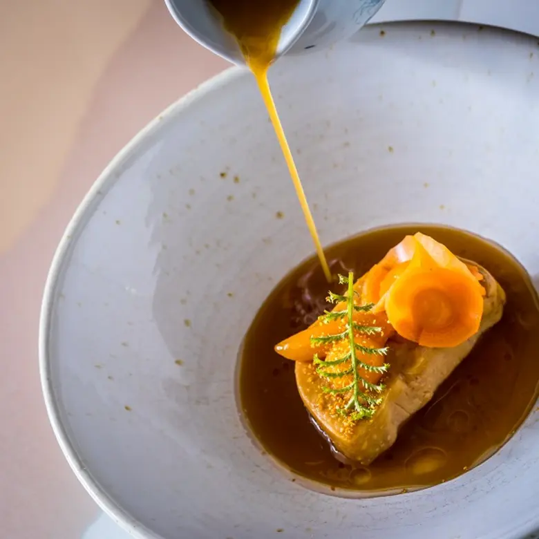 The Ultimate Culinary Experience! ขอเชิญนักชิมทุกท่านสัมผัสประสบการณ์สุดเอ็กซ์คลูซีฟ กับมื้อดินเนอร์สุดพิเศษโดยมิชลินสตาร์เชฟ นิโคลัส อิสนาร์ด บินตรงจากประเทศฝรั่งเศส ณ ห้องอาหาร ลาวี - ครีเอทีฟ เฟรนช์ คูซีน ที่ โรงแรม วี กรุงเทพฯ วันที่ 3 - 5 เม.ย. 2562