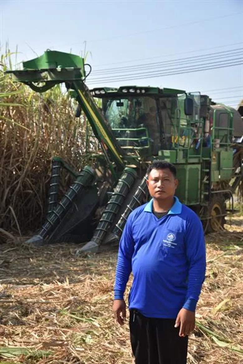 “แม่สอด” พื้นที่ต้นแบบการตัดอ้อยสดกว่า 98% แหล่งปลูกพืชพลังงานสะอาดที่เป็นมิตรต่อสิ่งแวดล้อมและชุมชน ภาพสะท้อนความร่วมมือของทุกภาคส่วนเพื่อขับเคลื่อนท้องถิ่นสู่ความยั่งยืน