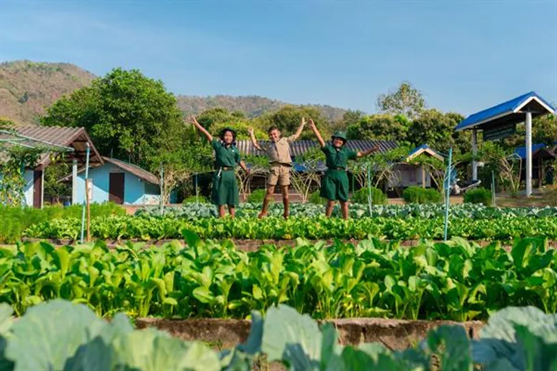 มูลนิธิแอมเวย์เพื่อสังคมไทยเผยความสำเร็จ โครงการ “ฟาร์มสุขภาพของหนู” สานต่อเด็กไทยให้ได้รับโภชนาการที่ดี ครอบคลุมโรงเรียนตำรวจตระเวนชายแดน 16 แห่ง