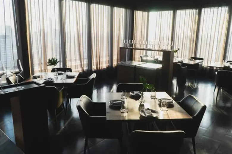 เชฟเทเบิล ครั้งที่ 2 “อีสาน ซัมเมอร์” ร้าน “ธาน” ชั้น 25, สยาม แอ็ท สยาม ดีไซน์ โฮเต็ล กรุงเทพฯ