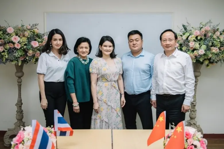 “รจเรธ ปรีกราน” ลงนามความร่วมมือนำเข้าดอกไม้นานาพันธุ์ กับบริษัทยักษ์ใหญ่จากจีน