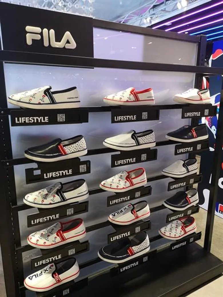 เป๊ปซี่ จับมือ ฟิล่า เปิดตัวคอลเล็คชั่นพิเศษ “PEPSI X FILA” นำเทรนด์สปอร์ต-แฟชั่น-ดนตรี เอาใจวัยรุ่น – แฟชั่นนิสต้า