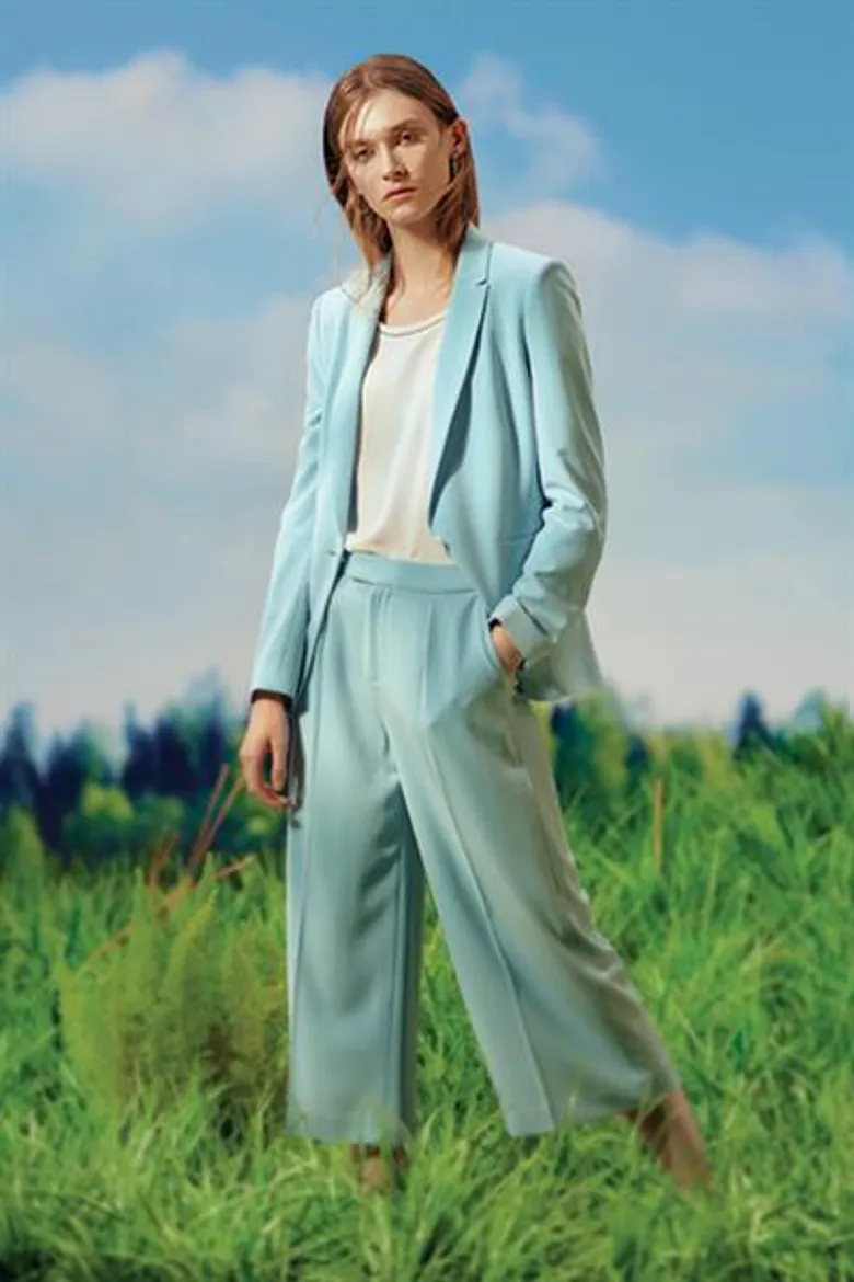 G2000 WOMAN เปิดตัวคอลเลกชั่น Spring 2019 แต่งแต้มลุคให้สาวยุคใหม่ด้วยสีสันรับฤดูใบไม้ผลิ