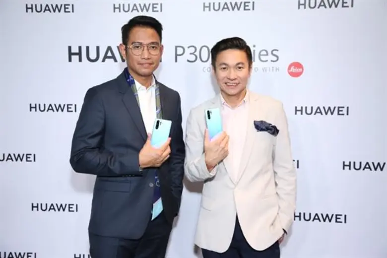 หัวเว่ยเปิดตัว HUAWEI P30 Series – Super Camera Smartphone เผยโฉมเฉดสีใหม่ บนรันเวย์สุดยิ่งใหญ่ โดยแบรนด์แฟชั่นชั้นนำ Tube Gallery และ Hook’s by Prapakas