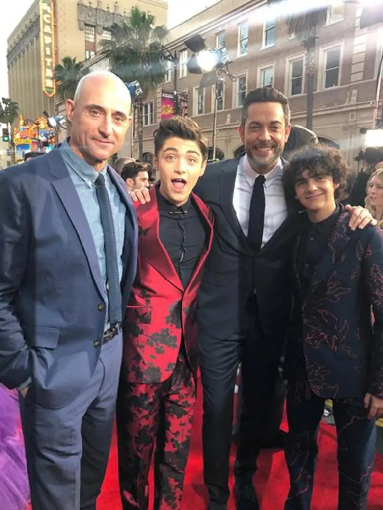 Movie Guide: ภาพยนตร์ซูเปอร์ฮีโร่สายฮา Shazam! เปิดตัวรอบเวิลด์พรีเมียร์สุดยิ่งใหญ่แฟน ๆ แห่รอต้อนรับล้นหลาม
