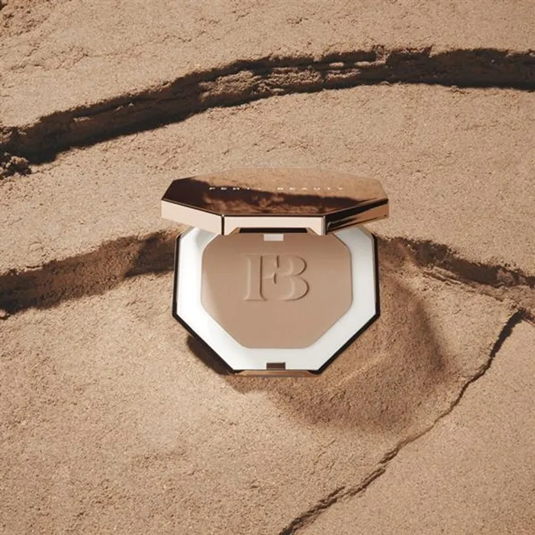 ผิวสวยบ่มแดดหน้าร้อนนี้กับ #SUNSTALKR บรอนเซอร์ใหม่ล่าสุดจาก FENTY BEAUTY