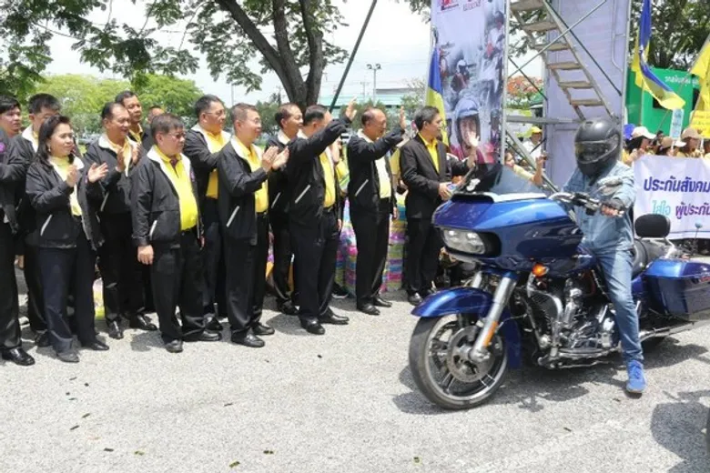 รมว.แรงงาน ส่งแรงงานกลับบ้านสงกรานต์