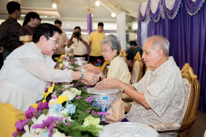 มหาวิทยาลัยเทคโนโลยีราชมงคลพระนคร จัดงาน ...