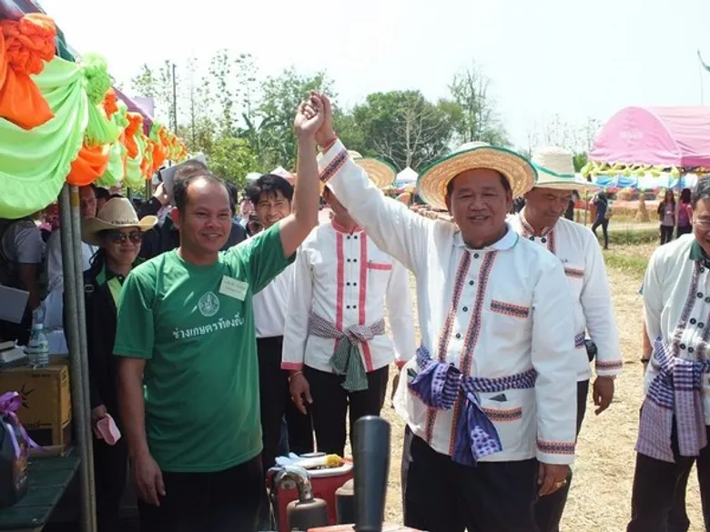 เกษตรฯ เผยผลสำเร็จ บริการซ่อมเครื่องยนต์เกษตรฟรีที่ขอนแก่น