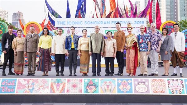 สืบสานวัฒนธรรมไทย เถลิงศกสงกรานต์ริมเจ้าพระยา สุดตระการตา"ไอคอนสยาม มหัศจรรย์เจ้าพระยา มหาสงกรานต์"