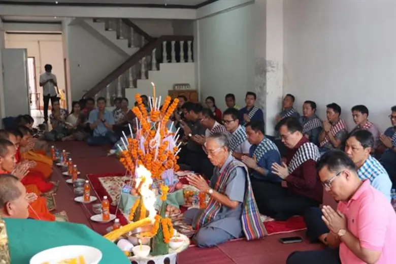 นายทำนอง พลทองมาก กรรมการผู้จัดการ บริษัท...