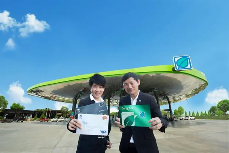 นางประณยา นิถานานนท์ ผู้อำนวยการ ธุรกิจบั...