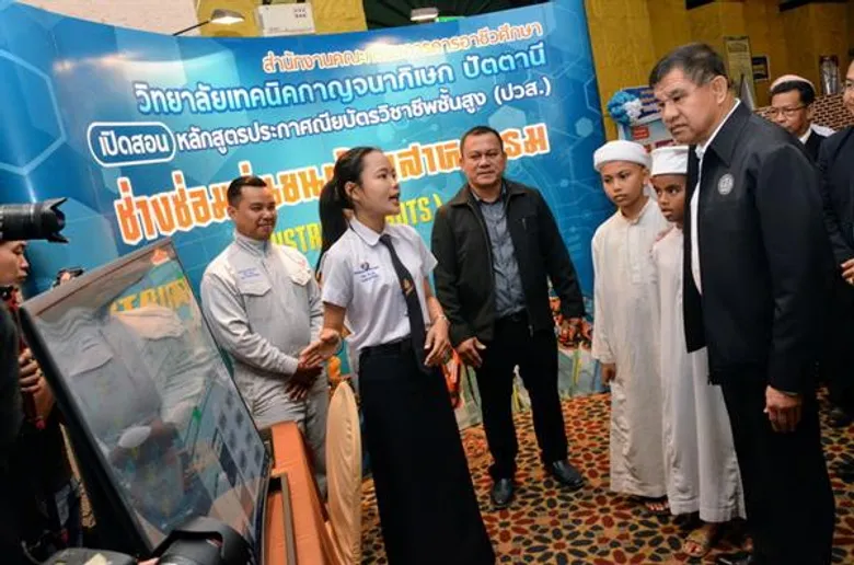 ศธ.ขับเคลื่อนพื้นที่นวัตกรรมการศึกษาจังหวัดชายแดนภาคใต้ โชว์ตัวอย่างนวัตกรรม “เครื่องดักฝุ่น PM 2.5” ใช้งานได้จริง-มีประสิทธิภาพ
