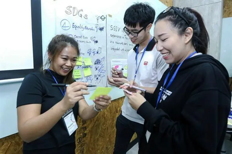 มูลนิธิซิตี้ จับมือ ยูเอ็นดีพี จัด “ยูธ โคแล็บ ซัมมิท ครั้งที่ 2” ณ กรุงฮานอย รวมสุดยอดเยาวชนระดับภูมิภาคเอเชีย เสริมทักษะอาชีพ ก้าวสู่เอสเอ็มอีหน้าใหม่ใส่ใจสังคม
