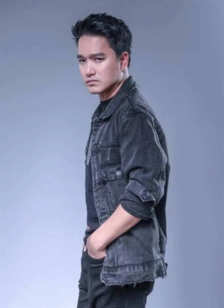 ห้ามพลาด!!! มินิคอนเสิร์ตศิลปินชื่อดัง "เ...