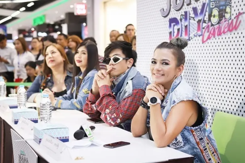 โรบินสัน ประกาศผลสุดยอดยีนส์ ดีไอวาย แห่งปี!