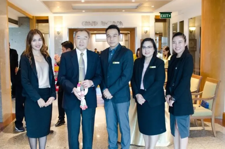 สมชาย ชิตวิเศษ รองผู้จัดการทั่วไป โรงแรมเ...