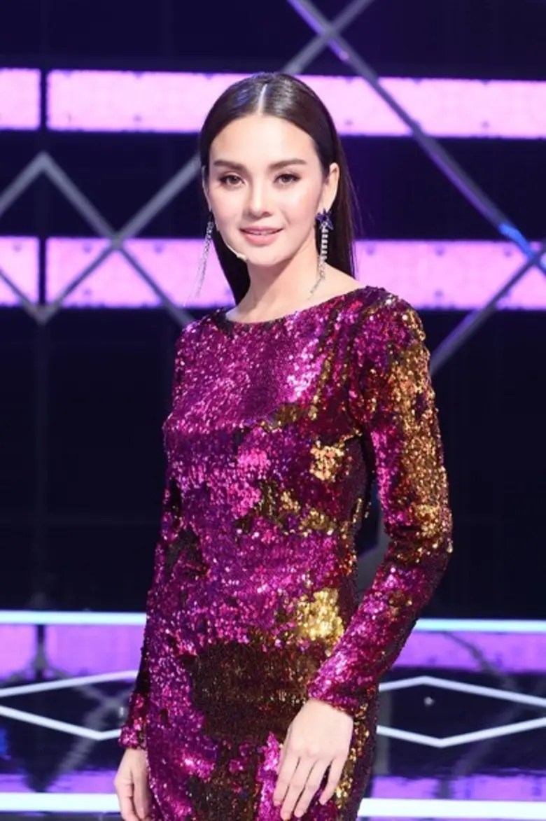 คร่ำหวอดในวงการเพลงลูกทุ่งมากว่า10ปี สำหร...