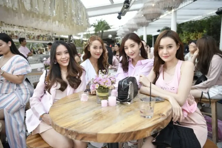 #BAREWITHME NYX Professional Makeup เอาใจเมคอัพจังกี้สายฉ่ำโกลว์ ออก BAREWITHME ไอเท่มเพื่องานผิวปังฉ่ำน้ำใสดุจ Glass Skin