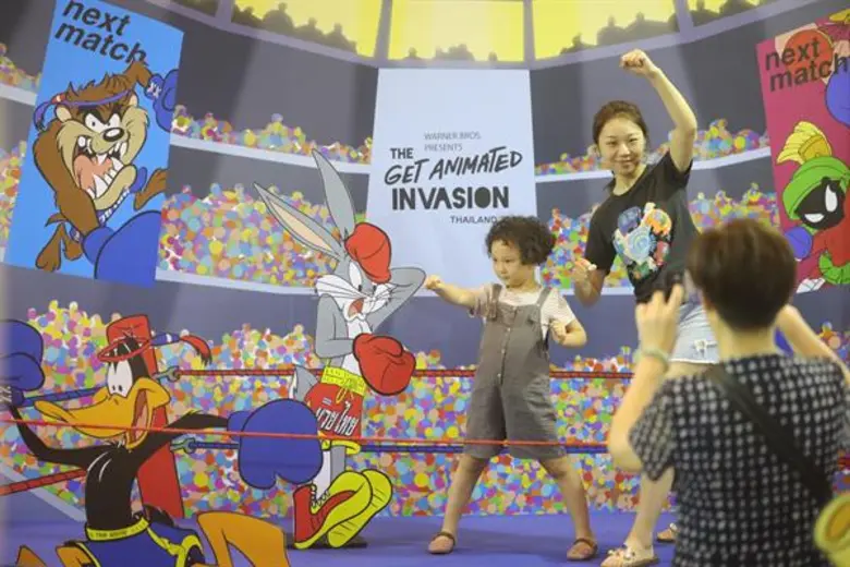 Warner Bros. Consumer Products เชิญชวนสาว...