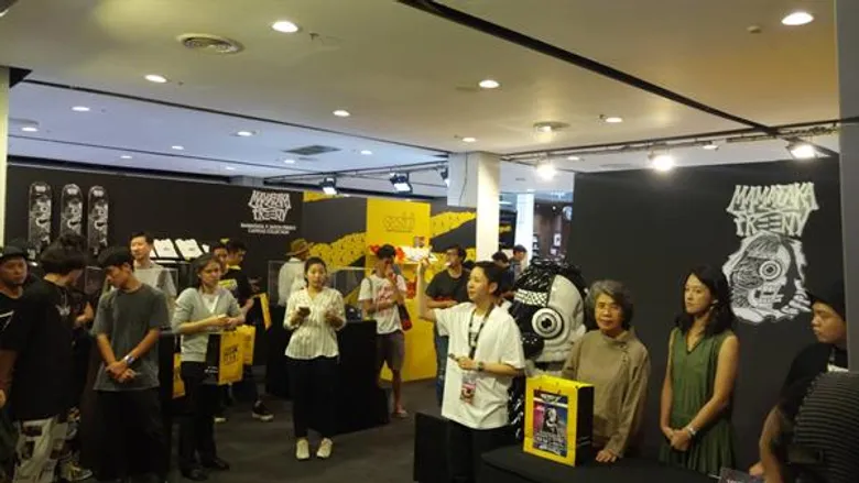 Mighty Jaxx จับมือกราฟฟิคดีไซน์เนอร์ไทยในตำนาน MAMAFAKA ออกคอลเลคชั่นสุดเจ๋ง MAMAFAKA X Jason Freeny X Mighty