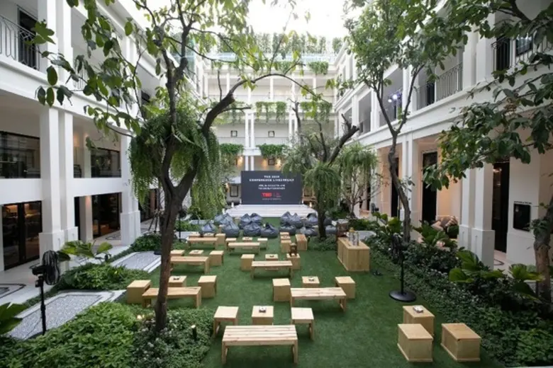 โรงแรม แบงค็อกแมริออท เดอะ สุรวงศ์ 1 ใน 1...