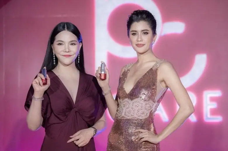 นางสาวพิชามญชุ์ ก้อนสมบัติ กรรมการผู้จัดก...