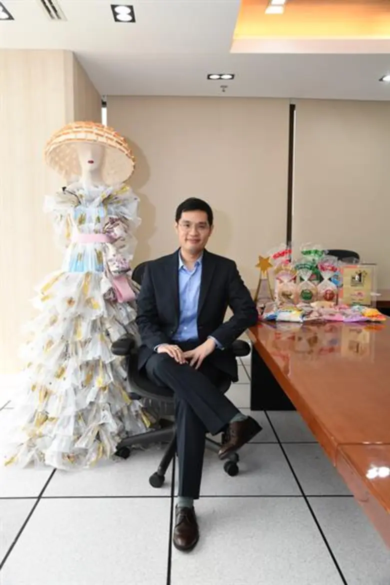 "ฟาร์มเฮ้าส์" ปลุกกระแสรักษ์โลกแบบปังปัง ชวนประชันไอเดียเก๋แฟชั่นโชว์รีไซเคิล