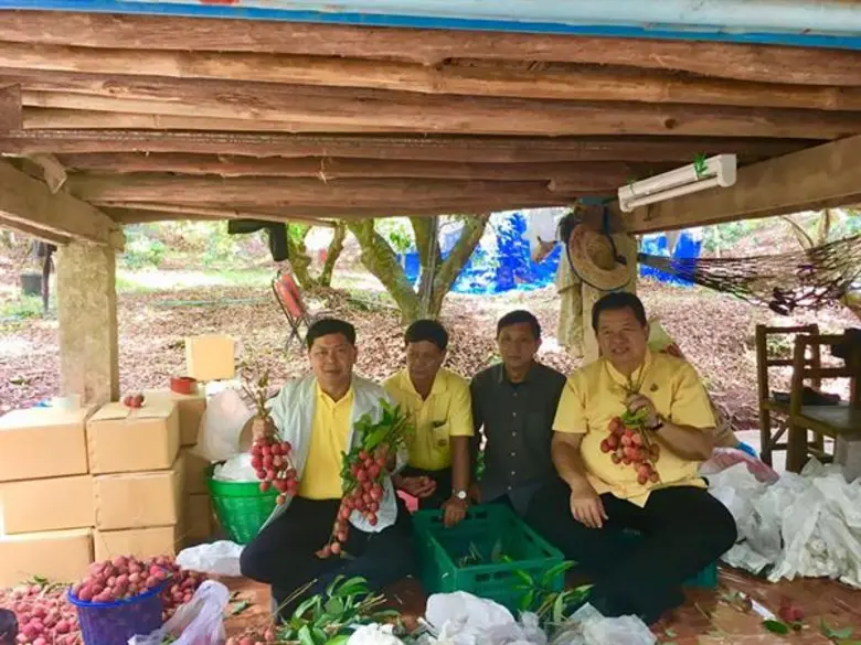 นายประยูร อินสกุล รองอธิบดีกรมส่งเสริมสหก...