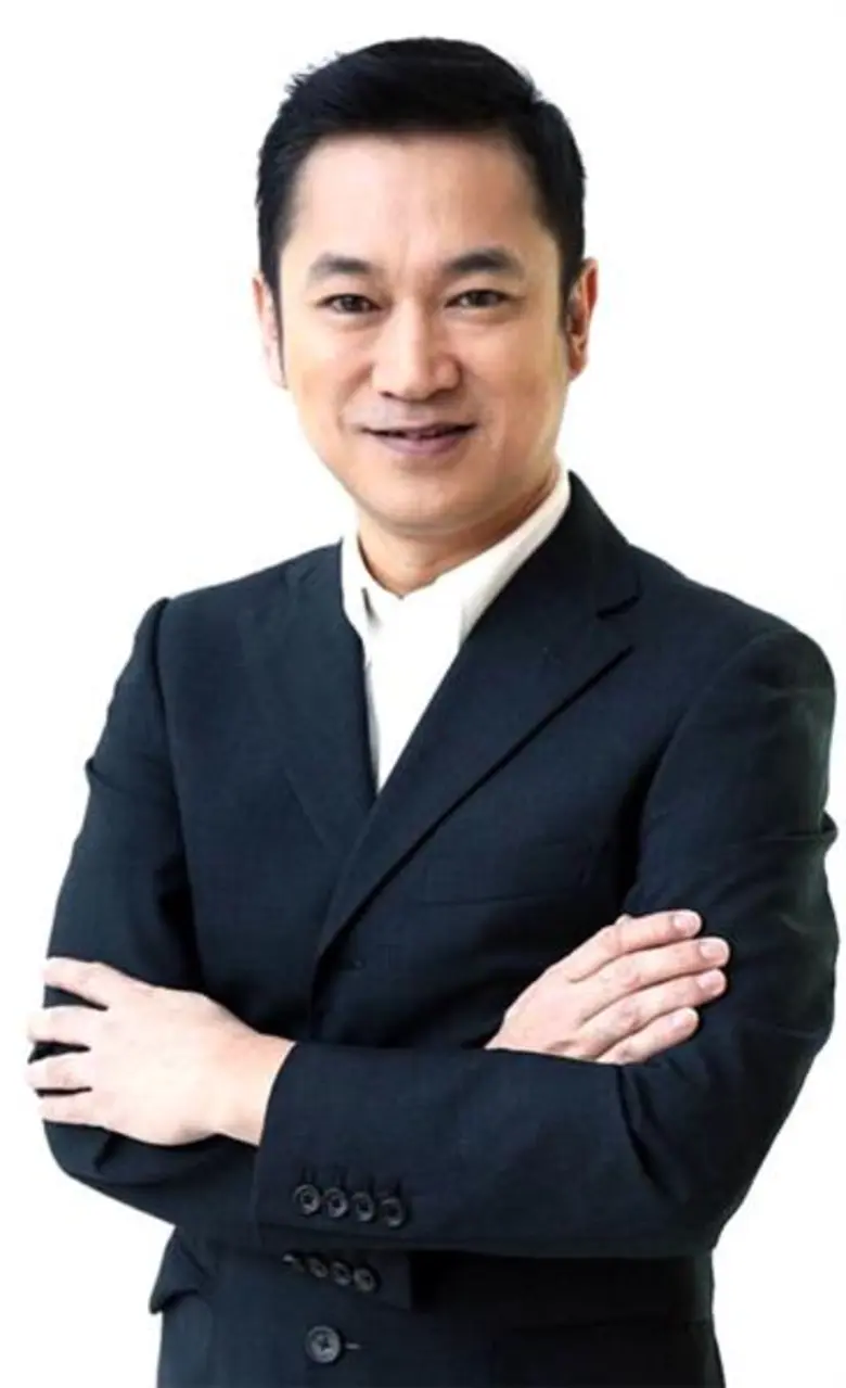 เณร ศุภชัย นิลวรรณ ประธานเจ้าหน้าที่บริหา...