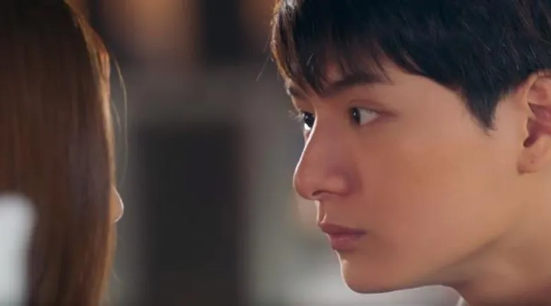 “นิว” เดือดจัด “เจน” ควง “คริส” เที่ยวสองต่อสอง!!!
