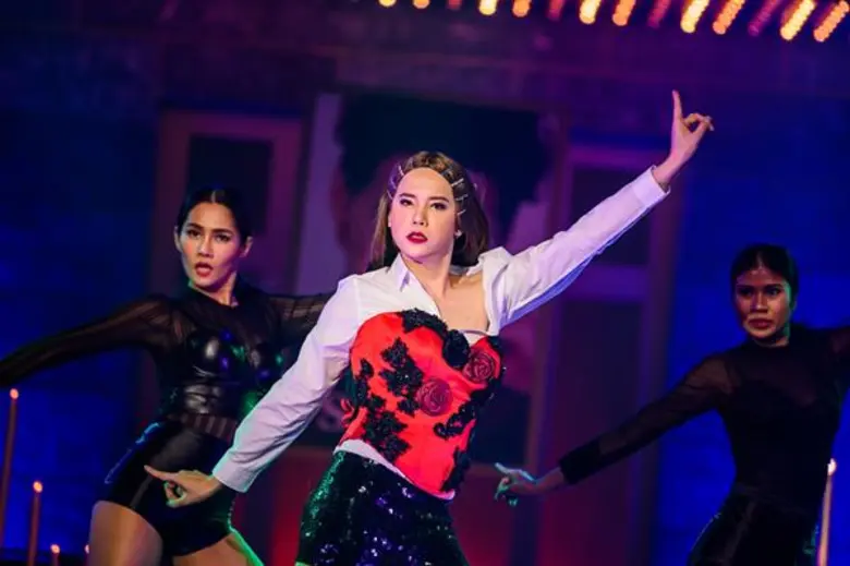 รายการฟอร์มยักษ์ "LIP SYNC BATTLE THAILAN...