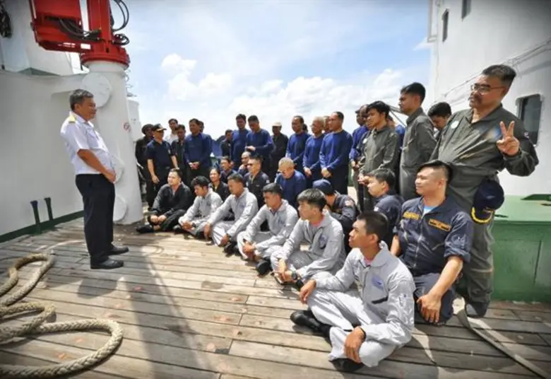 กรมประมงจัดพิธีปล่อยเรือสำรวจประมงจุฬาภรณ...
