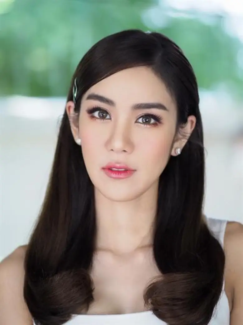 ไม่ได้เป็นแค่น้องสาวสุดที่รัก สำหรับ ใหม่...
