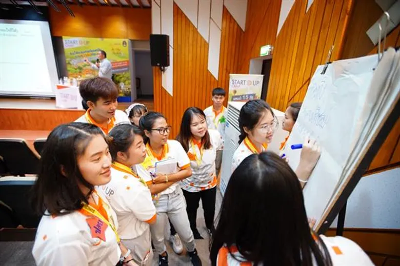 มรภ.เชียงราย ดึง 11 มหาวิทยาลัยทั่วภาคเหนือ เปิดโครงการ START D UP CAMP ปั้นเด็กเก่ง สร้างธุรกิจท้องถิ่น