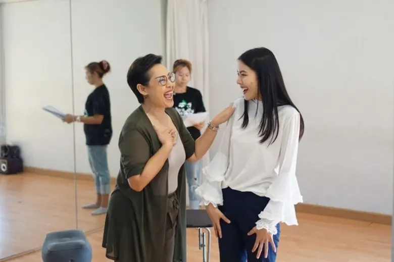ดรีมบอกซ์ ภูมิใจเสนอ ละครเพลงโรแมนติก คอมเมดี้ แฟนต...