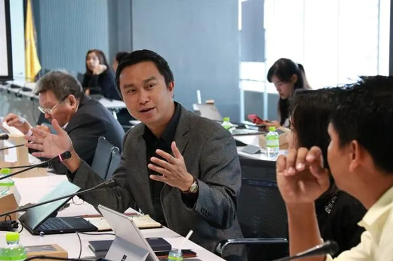เร่งเครื่องขึ้นรูป BCG แพคเกจ ระดมเครือข่ายถอดบทเรียนรูปแบบการพัฒนาเศรษฐกิจฐานราก ขยายผลสู่การออกแบบมาตรการเพื่อส่งเสริมการลงทุน
