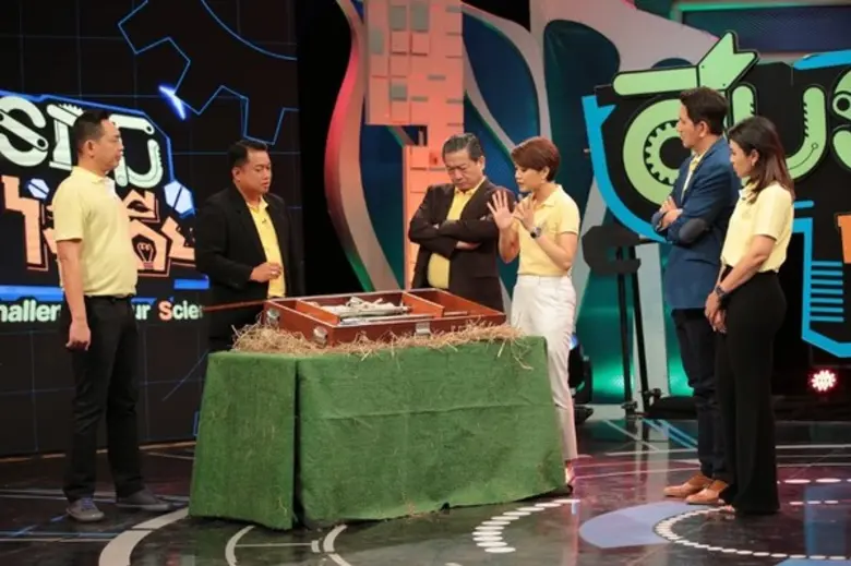 รายการสมรภูมิไอเดียเสาร์นี้ 2 พิธีกรคู่หู...
