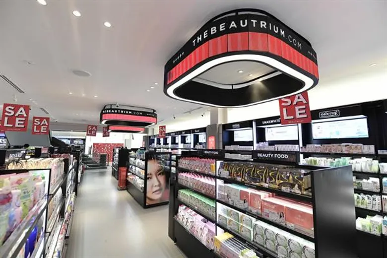 “BEAUTRIUM” เปิดแฟลกชิพ สโตร์กลางกรุง ยกระดับประสบการณ์การช้อปปิ้ง ตอบโจทย์ทุกไลฟ์สไตล์คนรุ่นใหม่