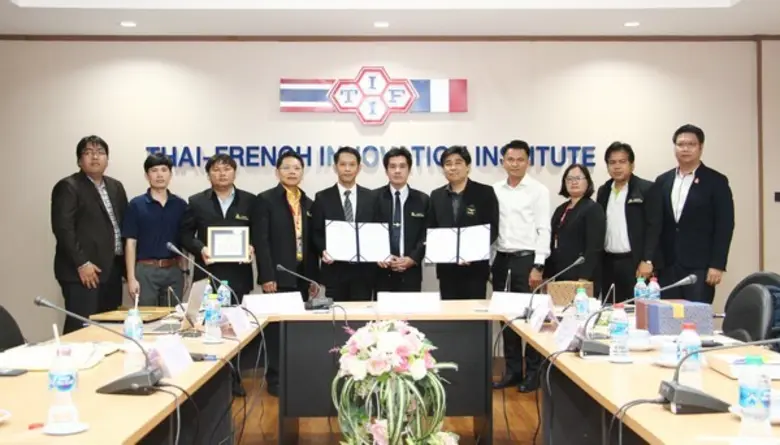 ผู้ช่วยศาสตราจารย์ ดร.วัฒนา แก้วมณี ผู้อำ...