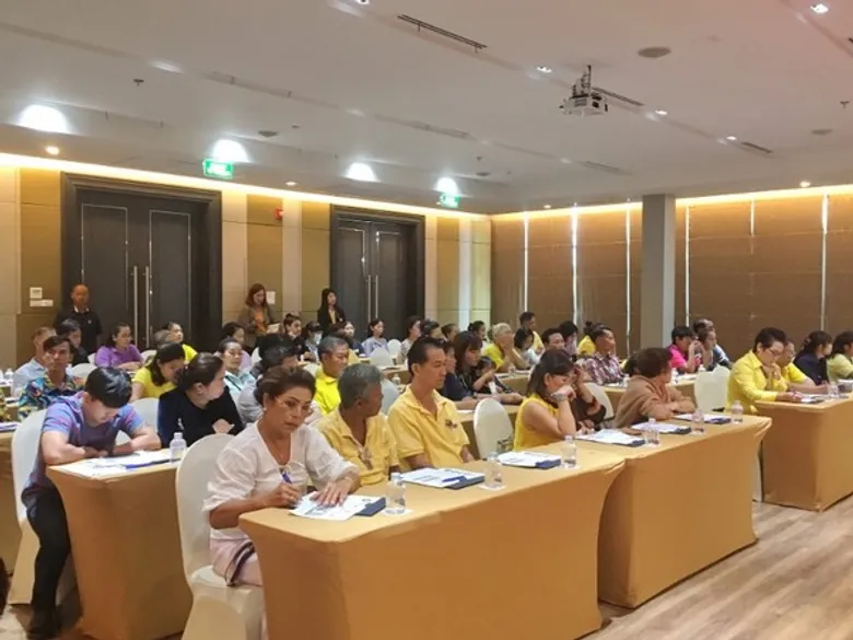 สคช. จับมือหน่วยงานพันธมิตร และภาคีในท้องที่จังหวัดชลบุรี จัดกิจกรรม ”เติมทักษะ เติมทุน เพื่อร้านอาหารมืออาชีพเมืองชลบุรี”