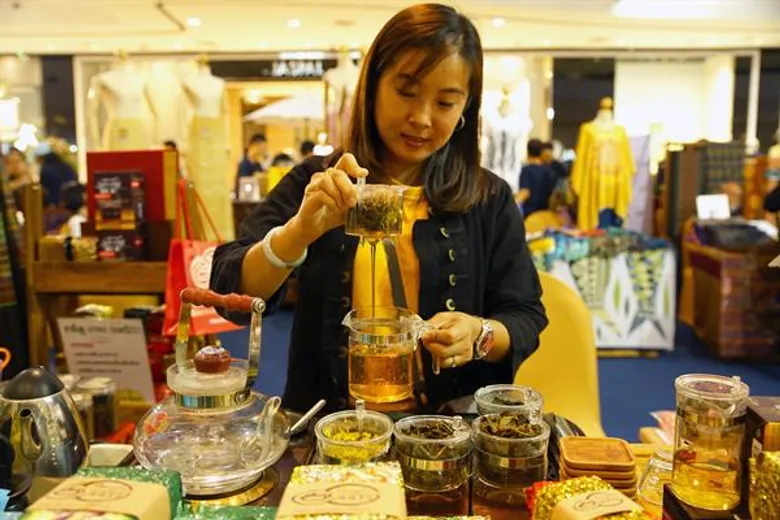 มท. จัดงาน OTOP Midyear ชูเอกลักษณ์สินค้าไทย ผสมผสานนวัตกรรม ดันเศรษฐกิจฐานรากสู่มหภาค คาดจัดงาน 9 วัน เงินสะพัดเกิน 900 ล้านบาท