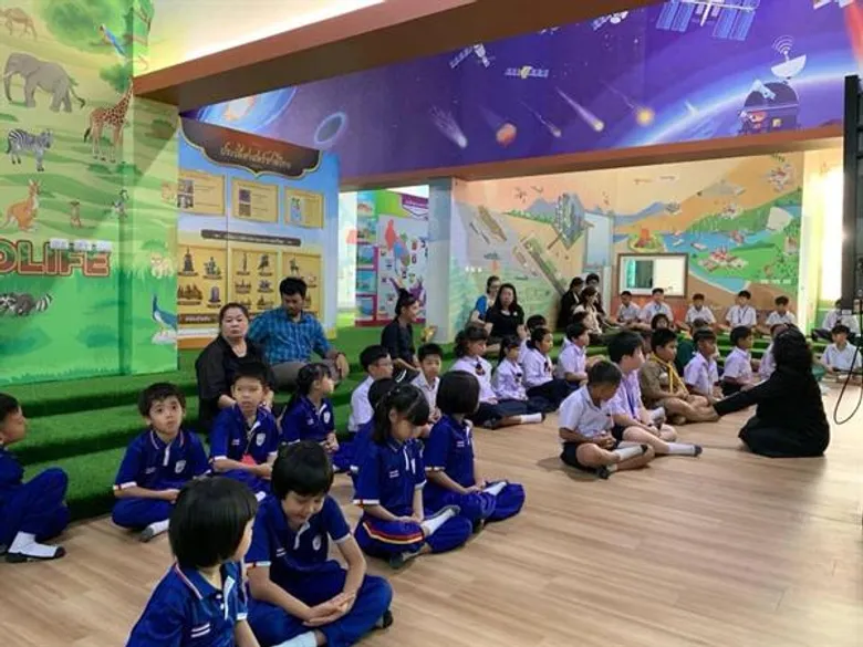 สาธิตกรุงเทพธนฯ นำการนั่งสมาธิมาปรับใช้ ในกิจกรรมรู้ตื่นเบิกบานสร้างรากฐานคุณธรรม