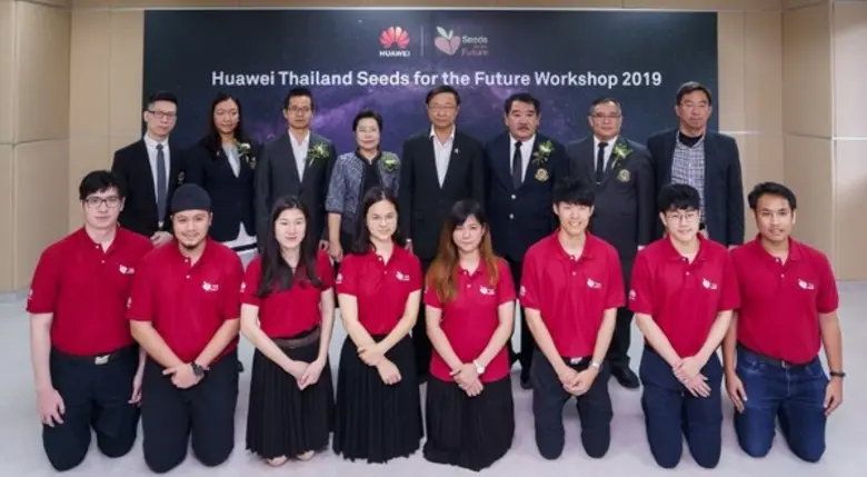 10 outstanding students from top Thai universities ...