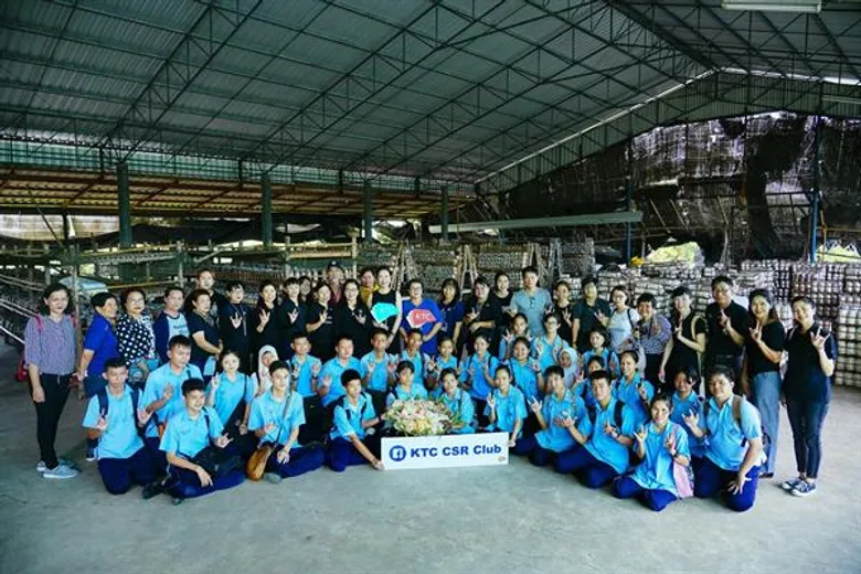 เคทีซีผนึกเศรษฐเสถียรฯ แถลงข่าวเปิดโครงการ “เรียนรู้ ต่อยอด ยั่งยืน” เสริมหลักสูตรการเรียนเพื่อน้องบกพร่องทางการได้ยิน